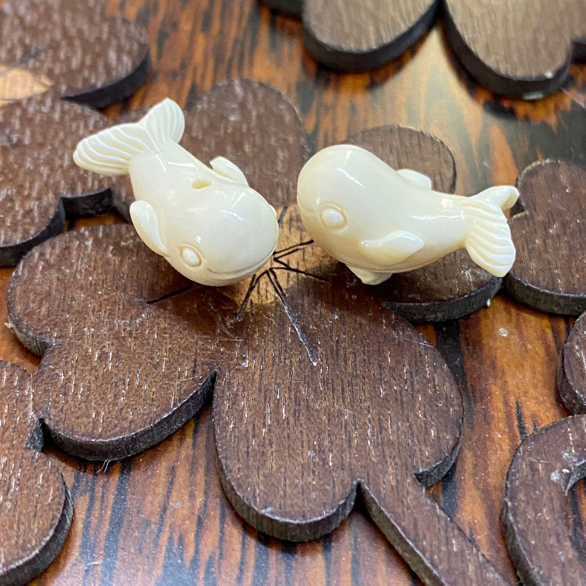 Mammoth Ivory Whale Spacer Beads: Carved Bracelet DIY Accessories Approx. 10.5*18mm (Top to Bottom Hole)