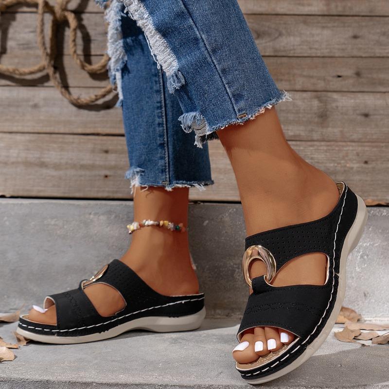 Wedge heel thick bottom hollow slippers women's large size casual one-pedal sewing line metal buckle cool slippers women