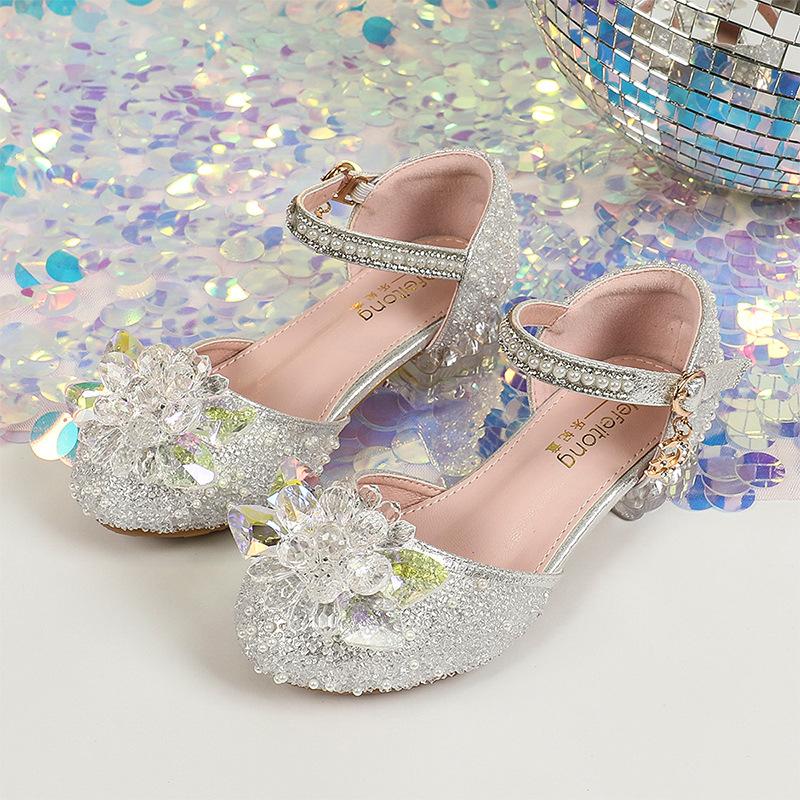 

Girls sandals, children s crystal princess shoes, high heels for runway shows, piano performances, and dress events 27 серебряный
