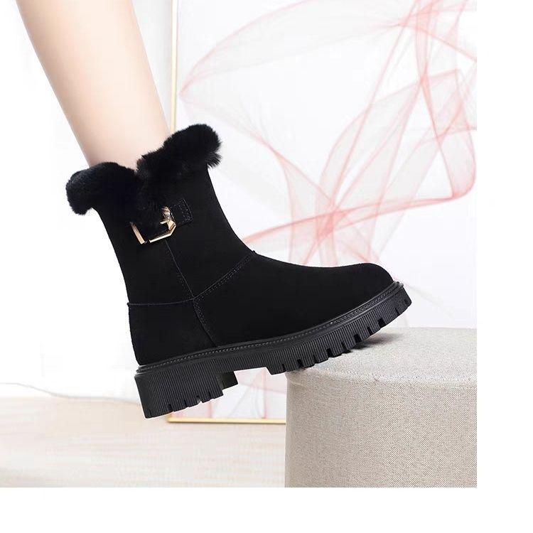 

Женские зимние сноубутсы на толстом каблуке с меховой подкладкой 40 чёрный