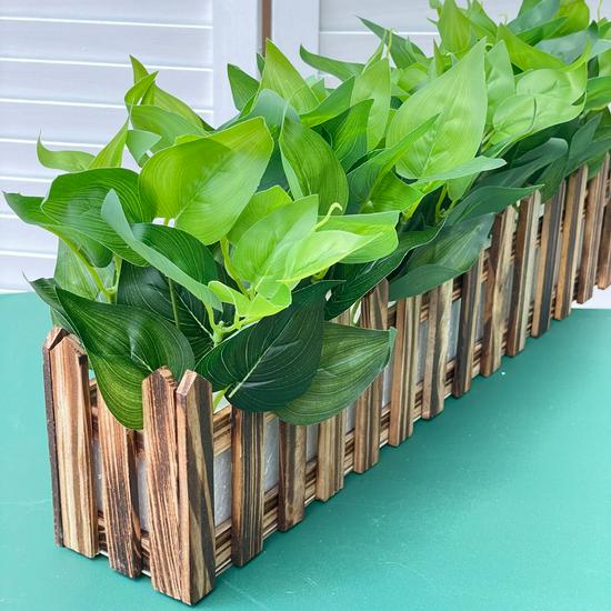 Искусственная композиция из цветов Потоса – Декор из травы и забора для гостиной