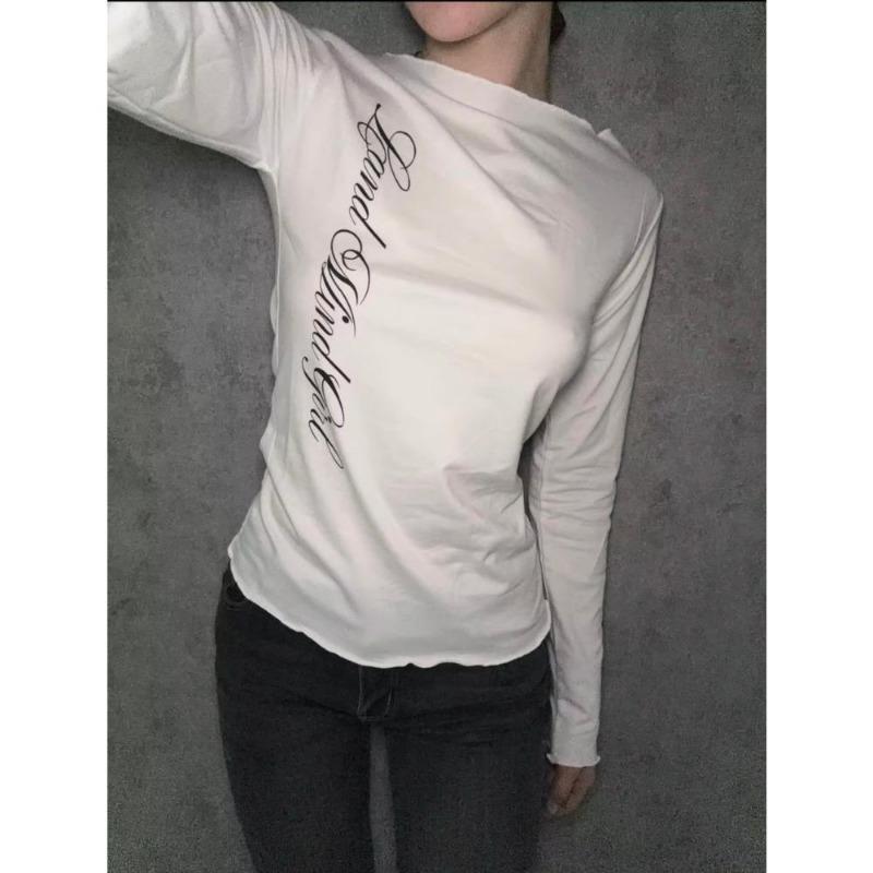 2KWEIRD Gothic Harajuku Vintage Punk Emo Meisjes Lange Mouw T-shirt Sexy Slank Chic Bedrukking Crop Tops Grunge Y2K Esthetiek Dames Streetwear