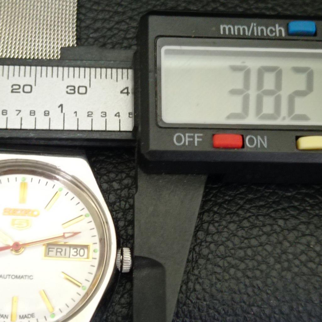 JAPAN VINTAGE SEIKO 5 AUTOMATIC 6349A MENS WHITE COLOR DIAL WATCH a702627-1