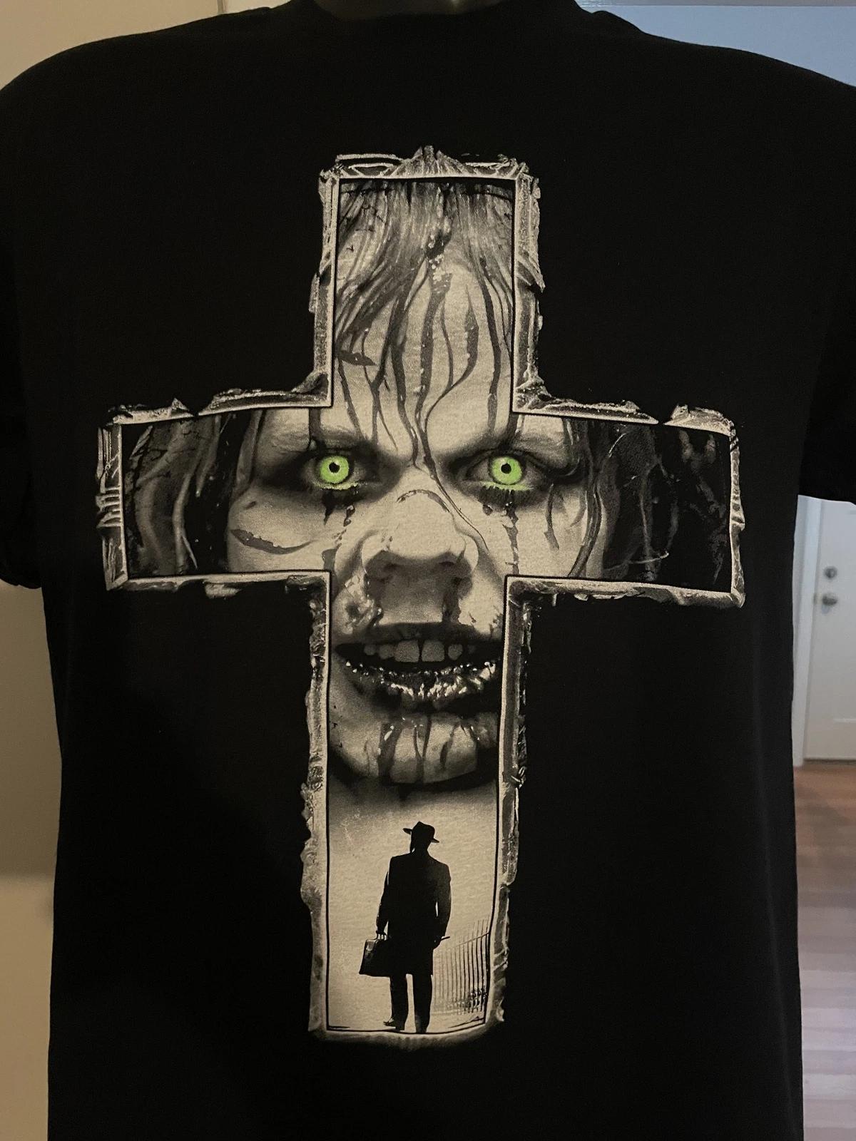 Evil Eyes T-shirt exorcist Regan M