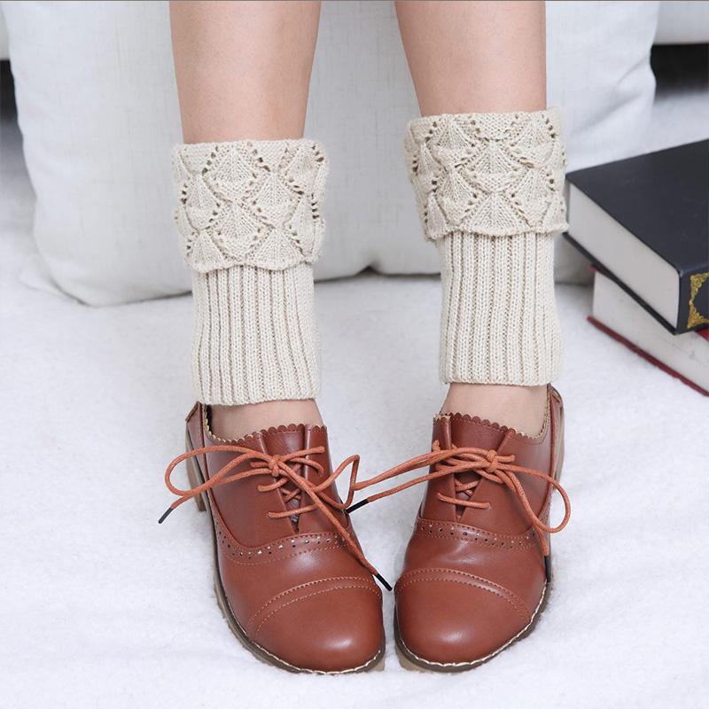 Border Knitted Short Korean Version Winter Women Shoe Covers Foot Covers New Flip Over Scallop Yarn Sock Covers Leg Guards