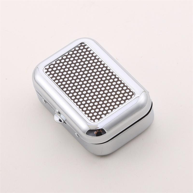 Mini Portable Metal Cigarette Ashtray Fashion Ashtray wiht Lockable Lid Desktop Ash Case Outdoor Pocket Ashtray Gift For Man