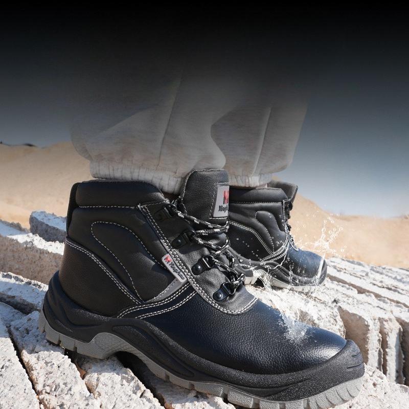 Fashion Wear-resisting Men Work Safety Boots Anti-smash Anti-puncture Work Sneakers Waterproof Boots Indestructible Protective Work Boot
