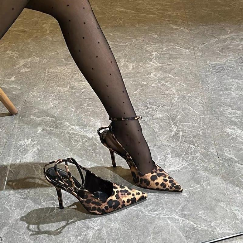 Móda Nové boty lodičky s leopardím potiskem se špičatou špičkou pro kancelářskou dámu Podzimní designové mělké jehlové podpatky Velká velikost Kotníkový pásek Dámské vysoké podpatky Lodičky