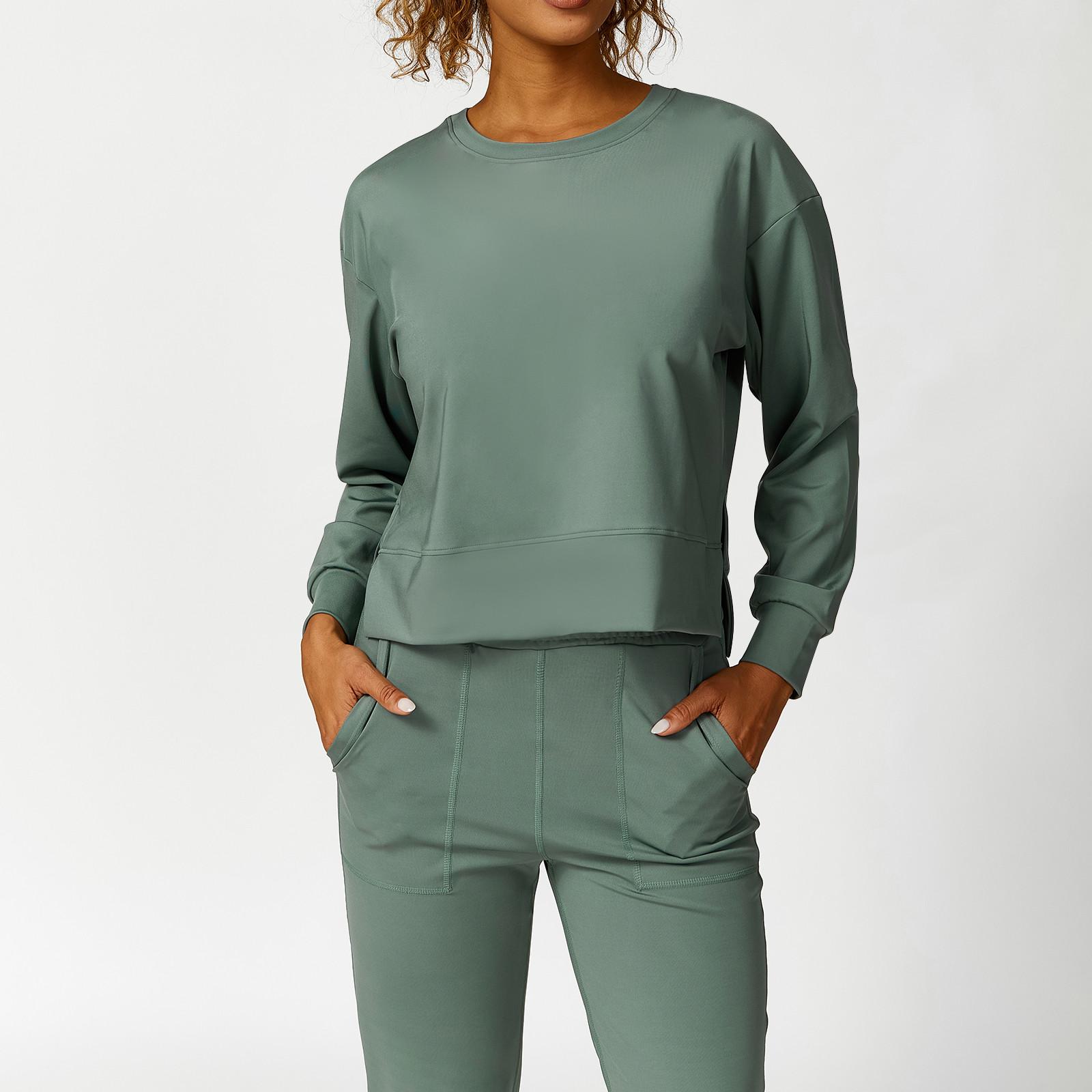 

Женский темпераментный однотонный свитер со свободной строчкой, круглым вырезом и длинными рукавами S