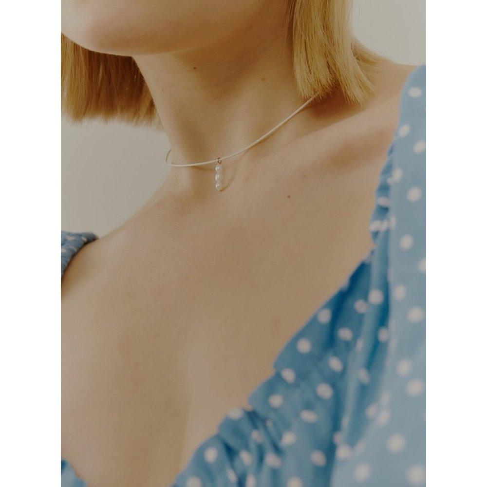 Vivi Pearl Choker