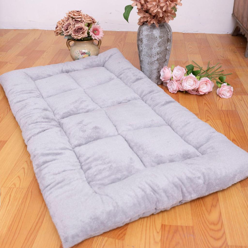 All-Season Pet Sleeping Mat: Dual-Sided Bed for Large Dogs and Cats