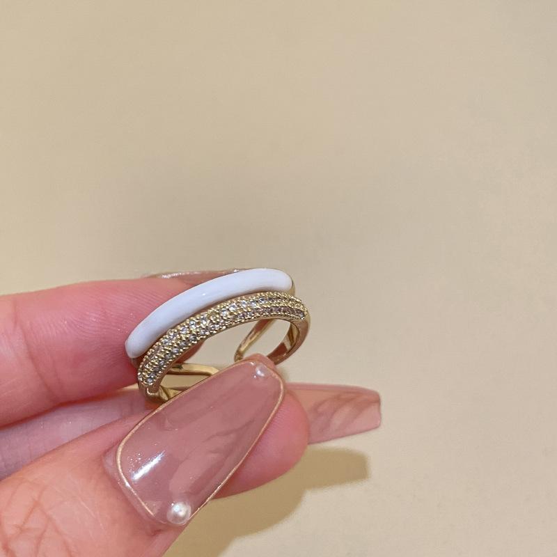 Heart Luxurious Vintage Ring With Adjustable Design And Sparkling Zirconia Stones For Women Stylish