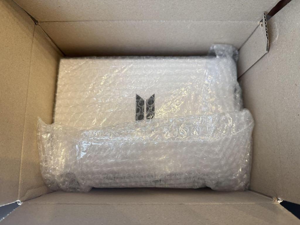 [USED] BTS MERCH BOX 19 No missing items