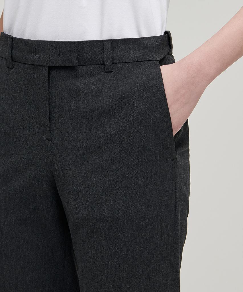 MUSINSA STANDARD WOMAN Women'S Slim Straight Hidden Elastic Waist Slacks [Charcoal Gray]
