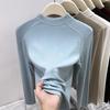 Camiseta Feminina Outono e Inverno com Gola Semi Alta e Mangas Longas