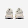 Nike Vomero 18 ESS [IO9915-100]