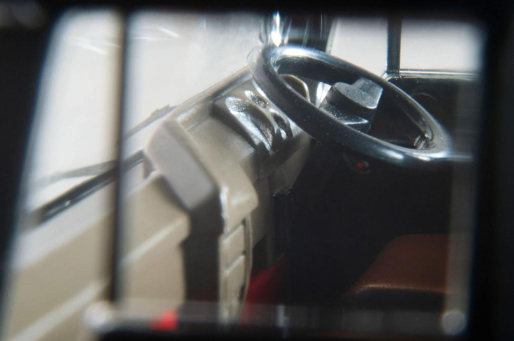 Tomica Limited Vintage Neo Hino HH341 Tractor Head Black Finished Product 324850 1/64 LV-N166b