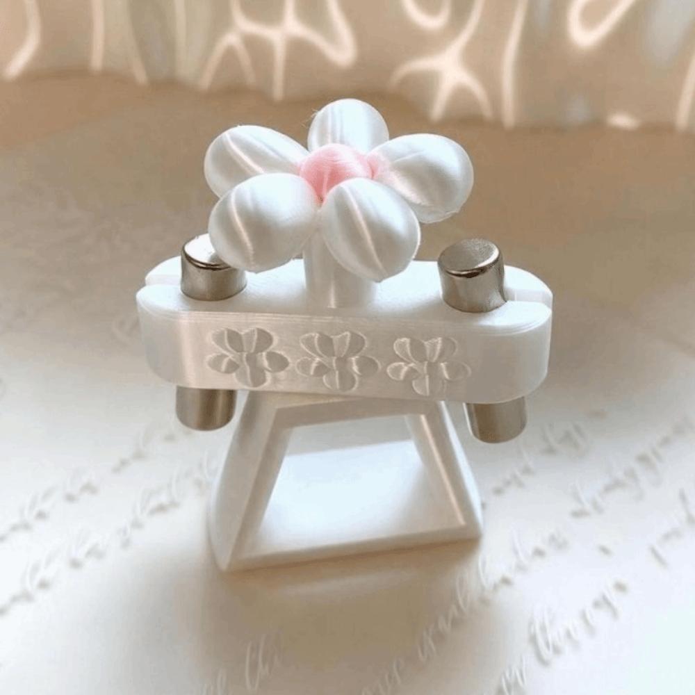 Rotatable Cat Eye Nail Magnet Portable Rotatable Nail Magnet Practical Nail Art Magnet Tool  DIY