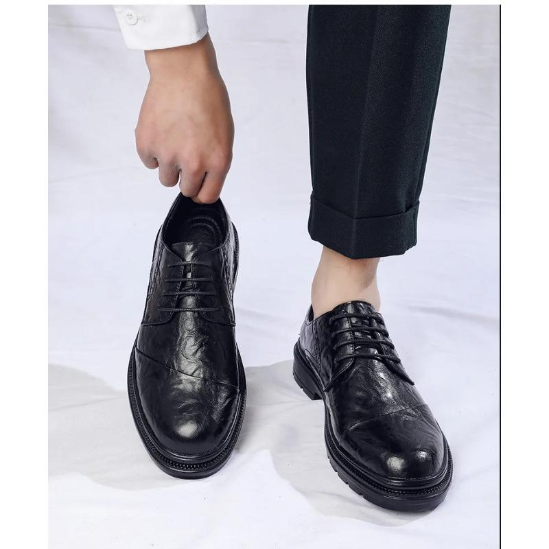 Genuine Leather Mens Business Shoes British Style Black Brogues Brand Male Footwear Flat Cowhide