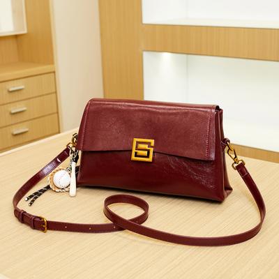 Advanced Soft Leather Chain Armpit Bag, New Niche Retro Versatile Single Shoulder Crossbody Bag, Fashionable and Stylish Women's Bag