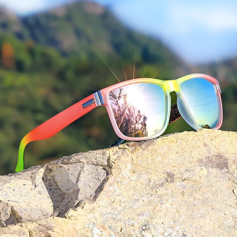 

Vibrant Gradient Polarized Sports Sunglasses for Men & Women - UV Protection, Fashionable Design with Metal Hinges Outdoor розовый