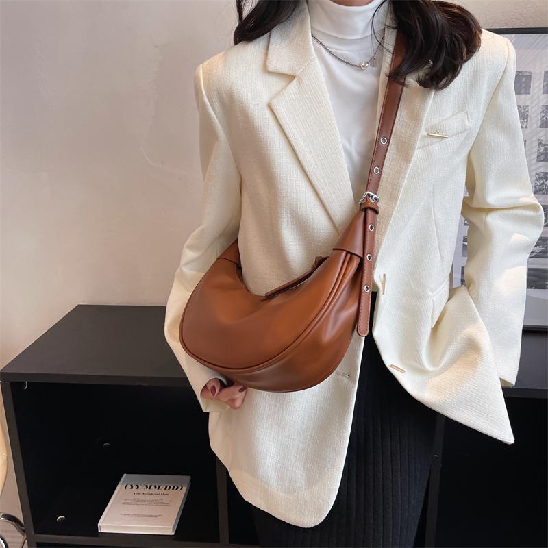 Half Moon Hobo Bags For Women  Latest Luxury Designer Handbag Soft PU Leather Pure Color Shoulder Crossbody Armpit Bag