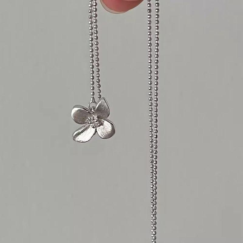 silver  art irregular brushed flower pendant necklace for women exquisite and High quality collar chain party