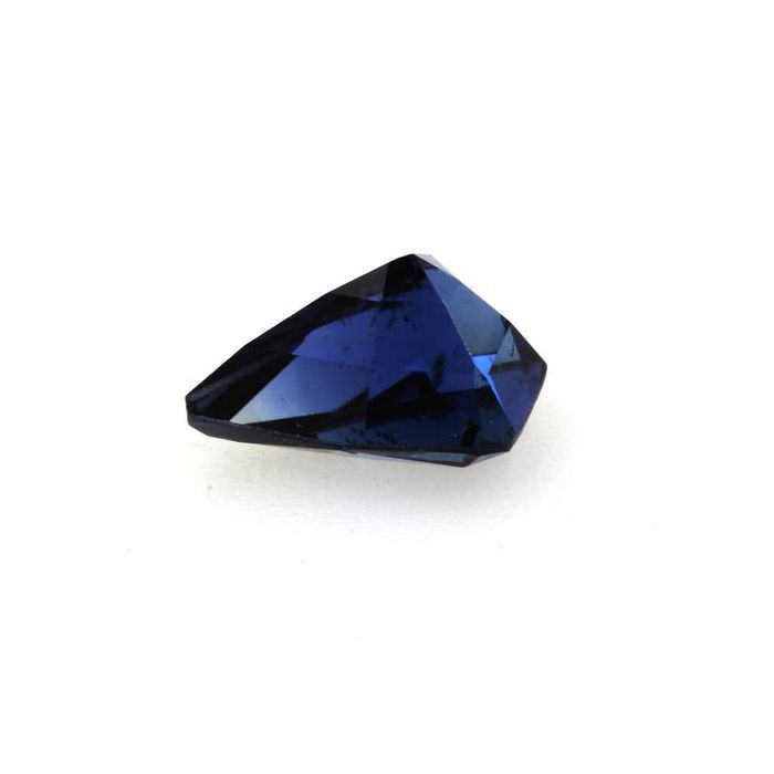 Saphir bleu 1.02 carats