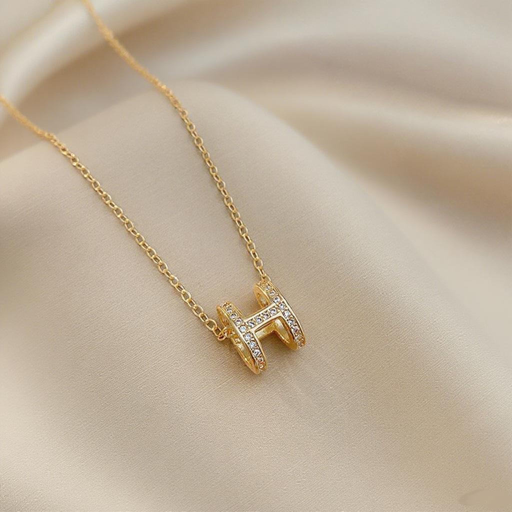 Elegant Light Luxury Zircon Necklace for Women - Gold-Plated, Simple Clavicle Chain