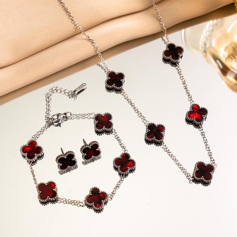 Titanium Steel Non-fading Double-sided Four-leaf Flower Set Necklace Women's Fashion Temperament Light Luxury Collarbone Chain Bracelet Jewelry