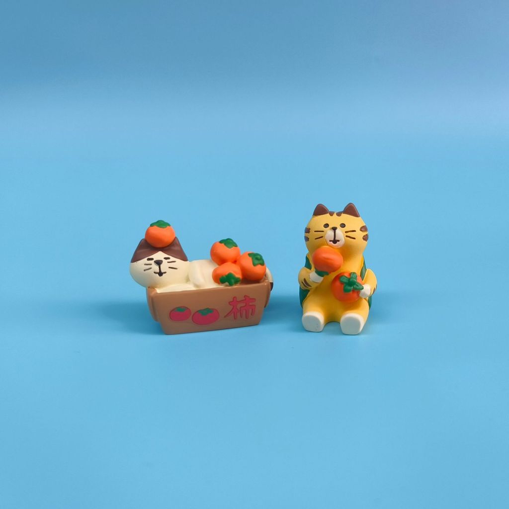 Small Resin Cat Miniature Dollhouse Decoration For Home Office Display