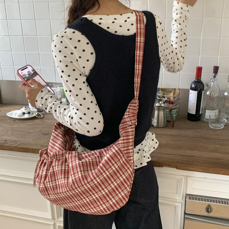 Schoolbag Women's Black New Exquisite Foreign-Style Plaid Contrasting Colors Large-Capacity Tote Bag Commuting Versatile Shoulder Messenger Bag