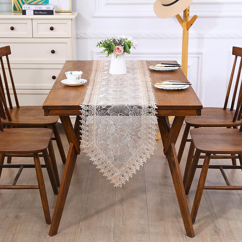Exquisiter bestickter Tischläufer aus Polyester – Tischläufer für Feiertage, Hochzeiten, Zuhause, Esszimmerdekoration – lebendige Schreibtischdekoration aus Stoff