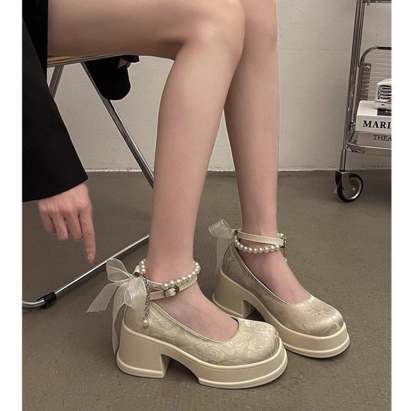 

Новые женские туфли на толстой подошве и толстом каблуке в китайском стиле с принтом, весенне-летние новые туфли Мэри Джейн с мелким вырезом, супермягкие и универсальные 37 [Standard size]