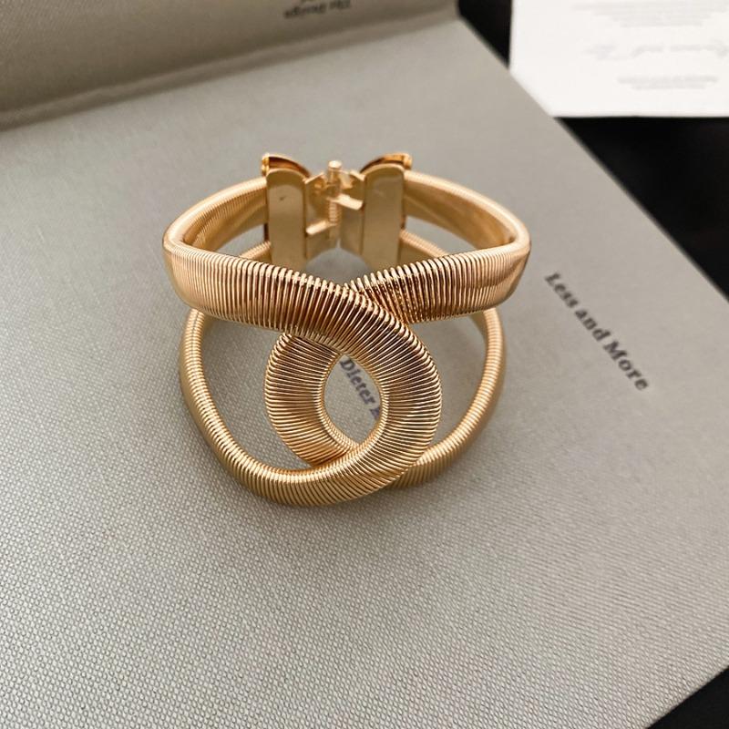 Metal texture twisted winding bracelet niche personality trend bracelet fashion spice girl design sense jewelry women