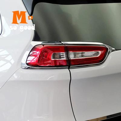 2014 2015 2016 2017 2018 Pro Jeep Cherokee KL Auto ABS Chrom zadní světlo Zadní světlo Rámeček Kryt Obložení Samolepky Příslušenství 4 kusy
