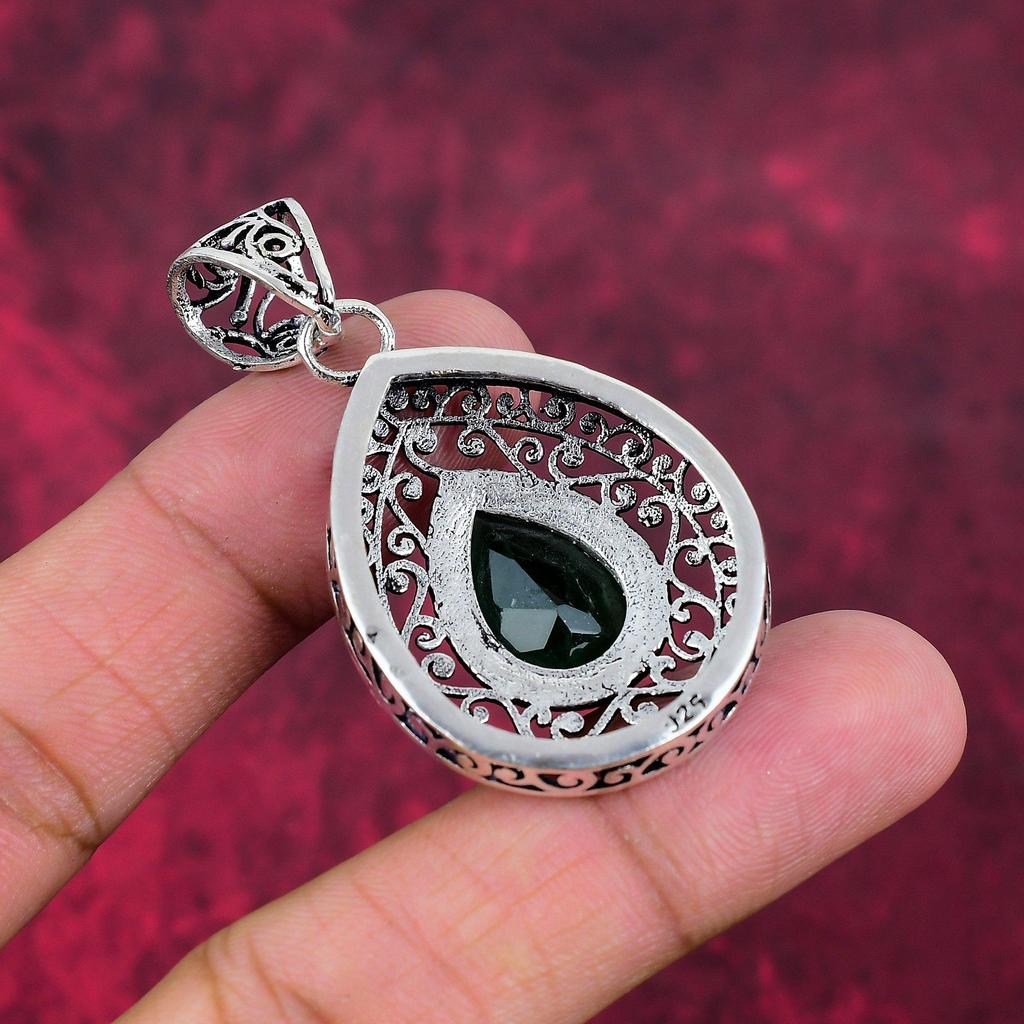 Handgjort hänge med kromdiopsid, 925 sterling silverhänge, unikt designat smyckeshänge