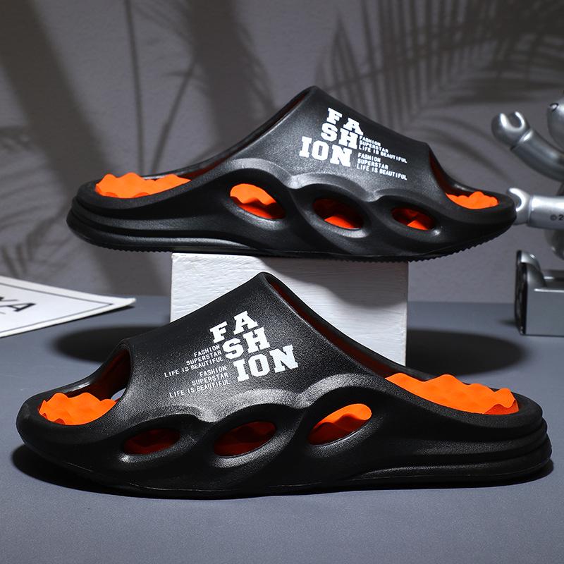 Men's Outdoor Thick-Soled Slippers: Comfortable, Wear-Resistant, Lightweight Sports Sandals for Indoor/Outdoor Use.