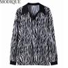 MODIQUE Frühling Sommer Übergröße Neue Damen Lose Vintage Zebrastreifen Bluse Shirts Weibliche Chiffon Casual Übergröße Langarm V-Ausschnitt Top
