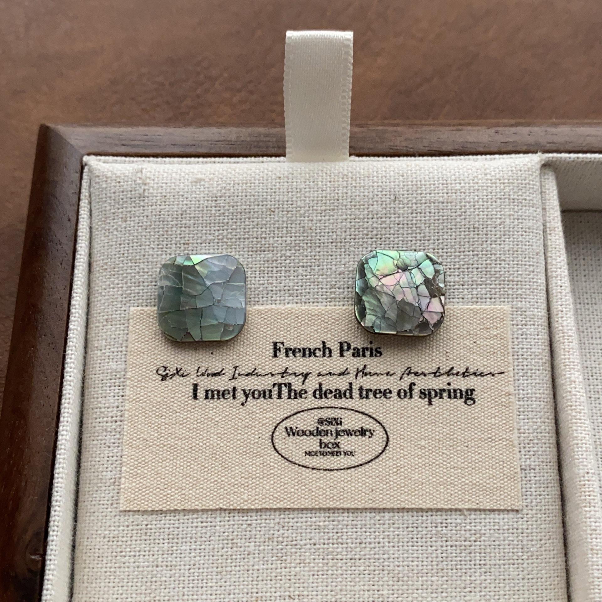 Romantic French natural fritillary love stud earrings heart shell earrings light luxury gentle daily fashion high-end earrings