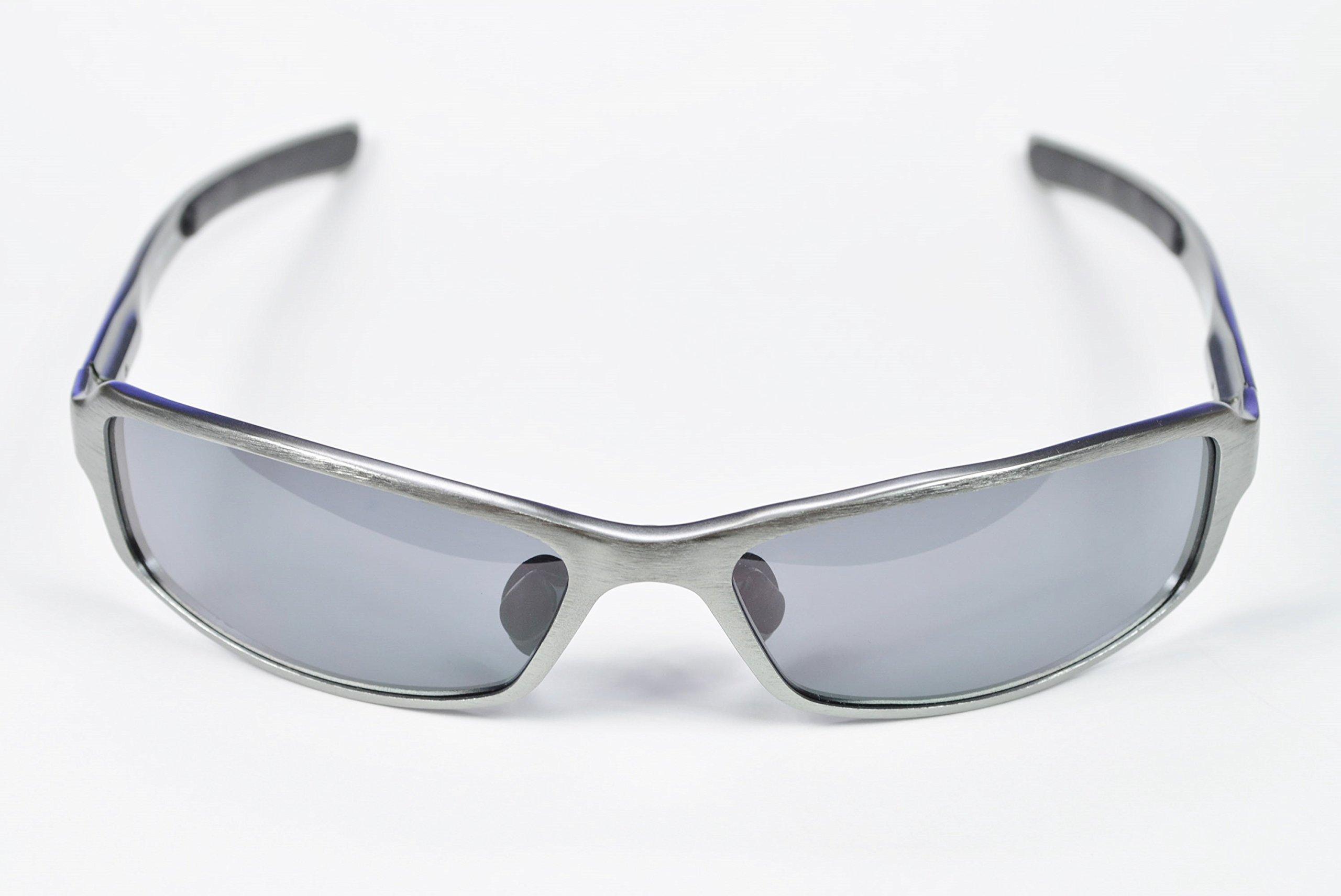 

Coleman Triase polarized sunglasses with dedicated hard case CO5016-1