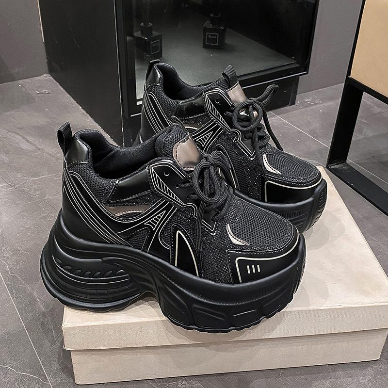 Fashion and popular silver dad shoes women's 2025 new autumn models lightweight women's shoes heightening casual sports shoes single shoes