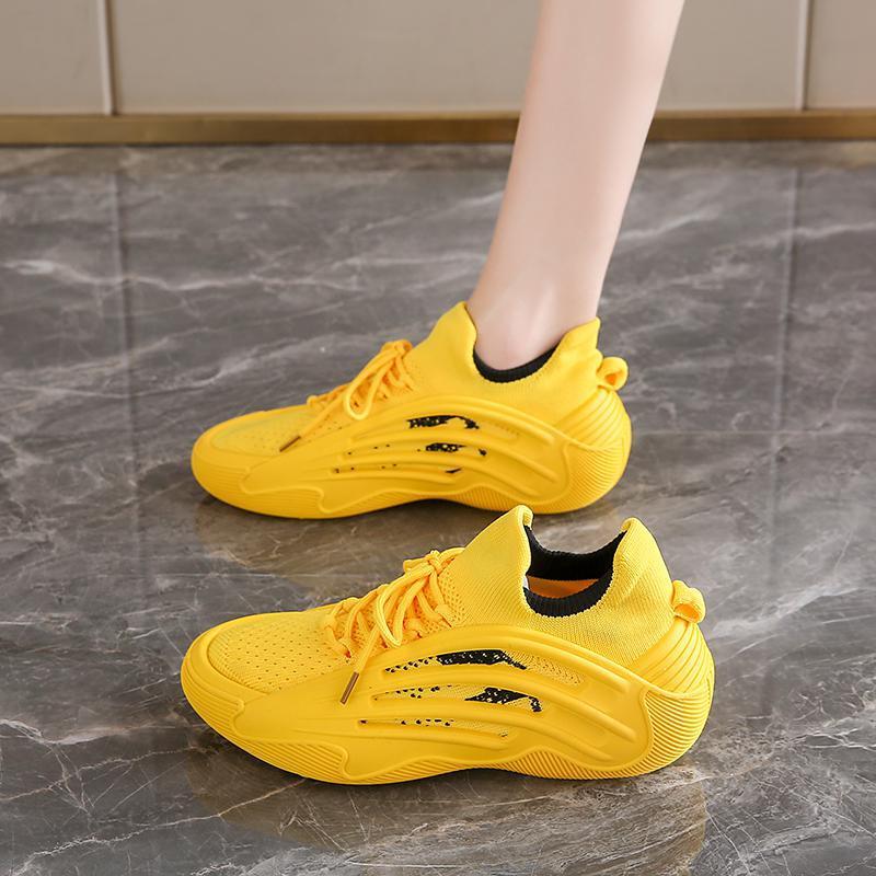 Women s Trendy Flyknit Breathable Shoes - Spring/Summer 2026 Fashionable Casual Sports Sneakers. 36