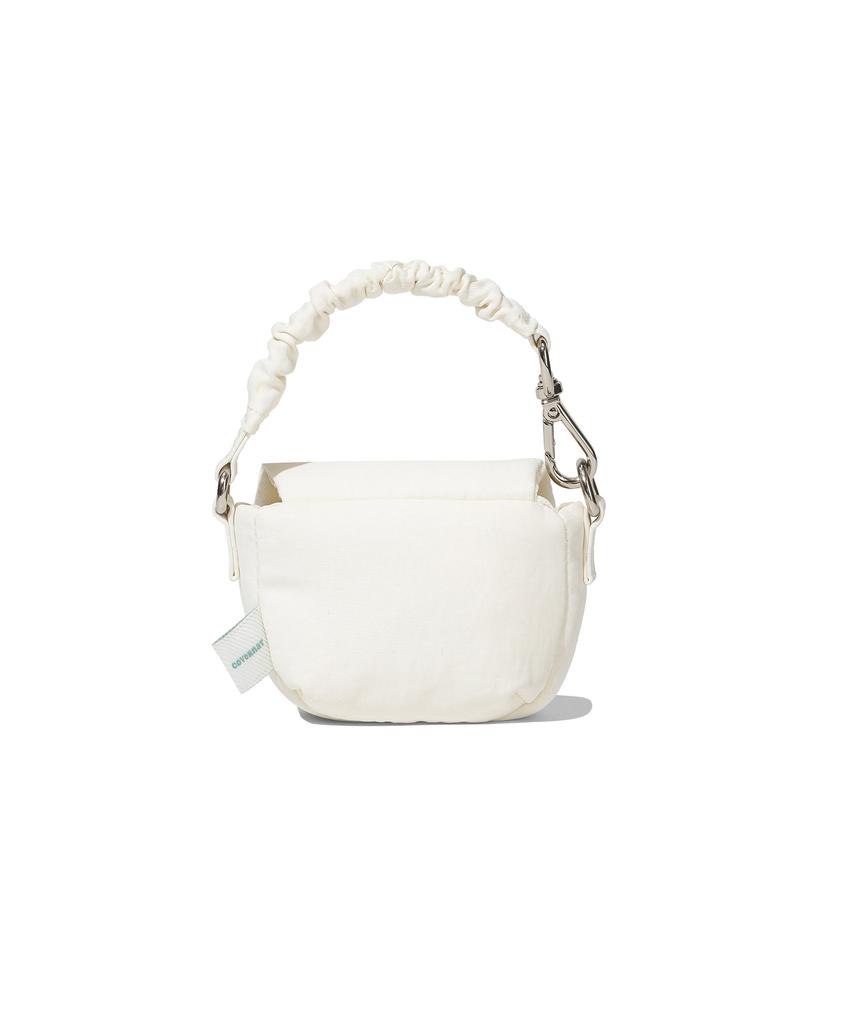 Covernat Woman Clover Heart Shirred Pouch Bag Ivory