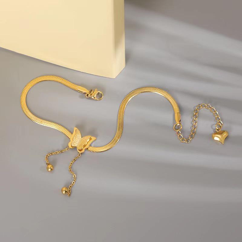 Stylish Titanium Steel Heart Anklet for Women – Durable, Versatile Beach Foot Chain