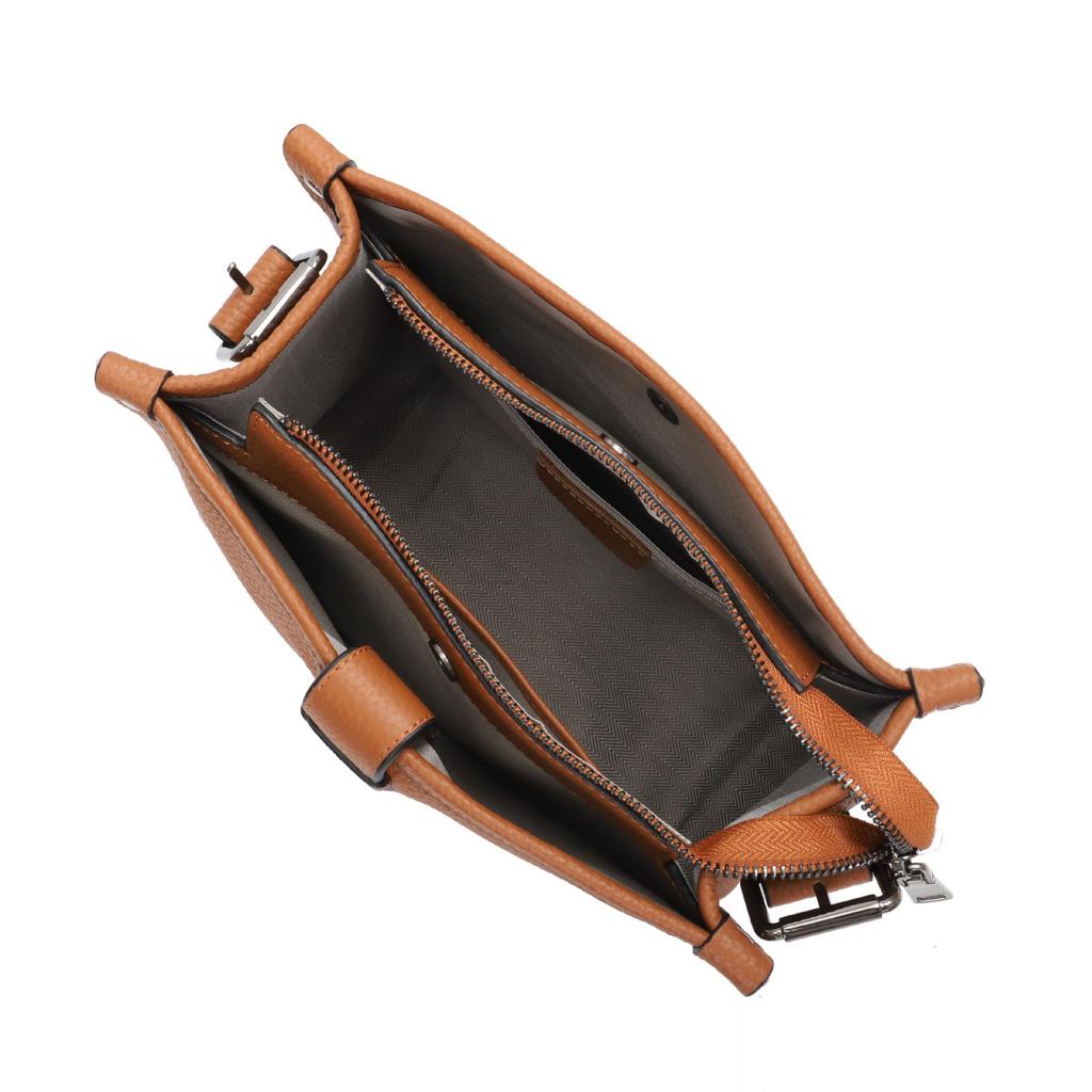 2025 Retro Genuine Leather Women's Bucket Bag - Top Layer Cowhide, Fashionable Single Shoulder Crossbody for Autumn/Winter Europe & America.