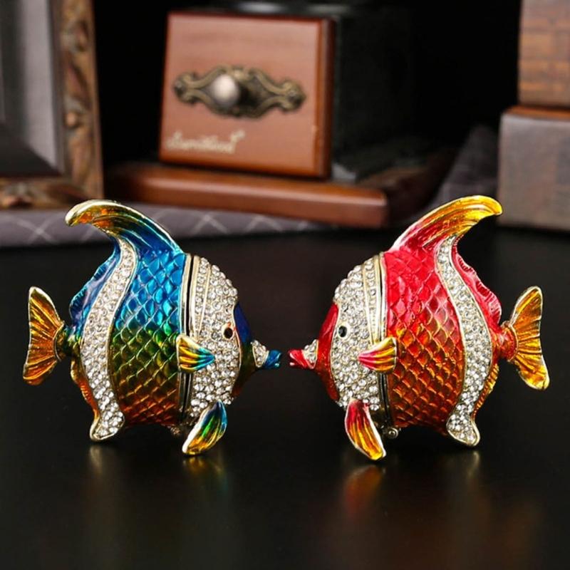 Sturdy Alloy Jewelry Box With Magnetic Closure And Fish Pattern For Travel Storage