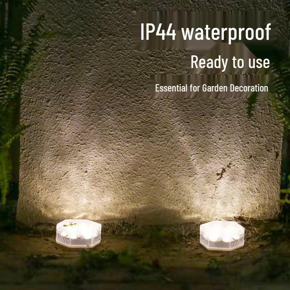 Waterproof Solar Outdoor Villa Courtyard Lamp: Ice Brick Design for Gardens and Balconies