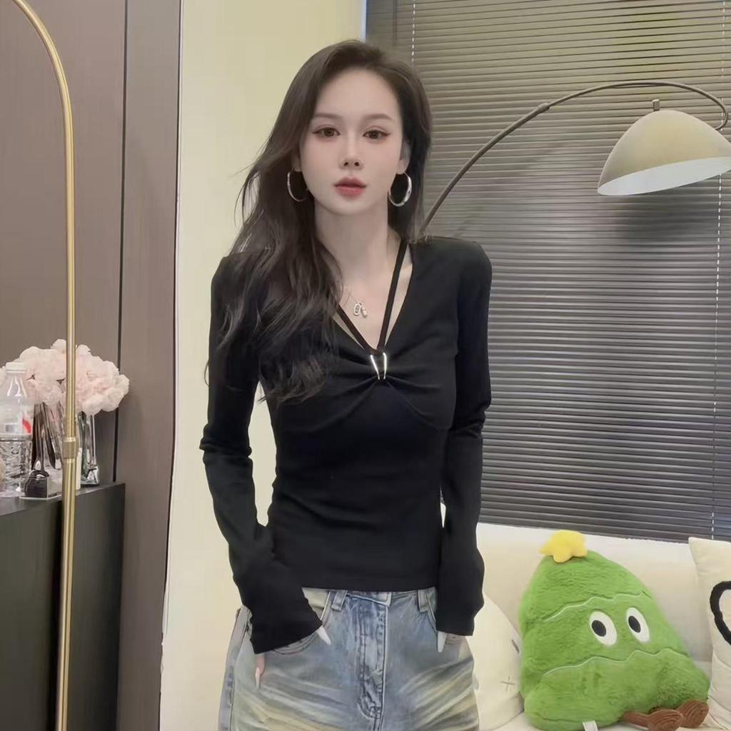 Chic Slim-Fit V-Neck Long-Sleeve Women's Top - 2026 Spring Arrival