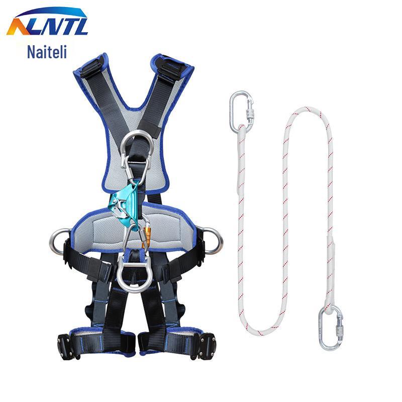 OLOMM Full Body Safety Harness with Chest Ascender One Size